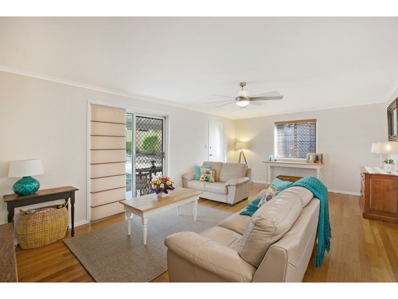 11 Wren Street, Birkdale QLD 4159