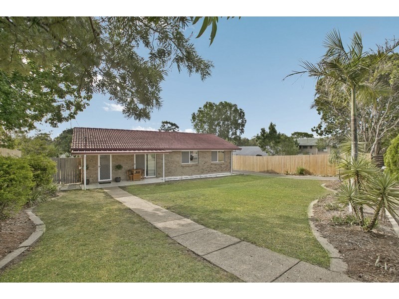 11 Wren Street, Birkdale QLD 4159