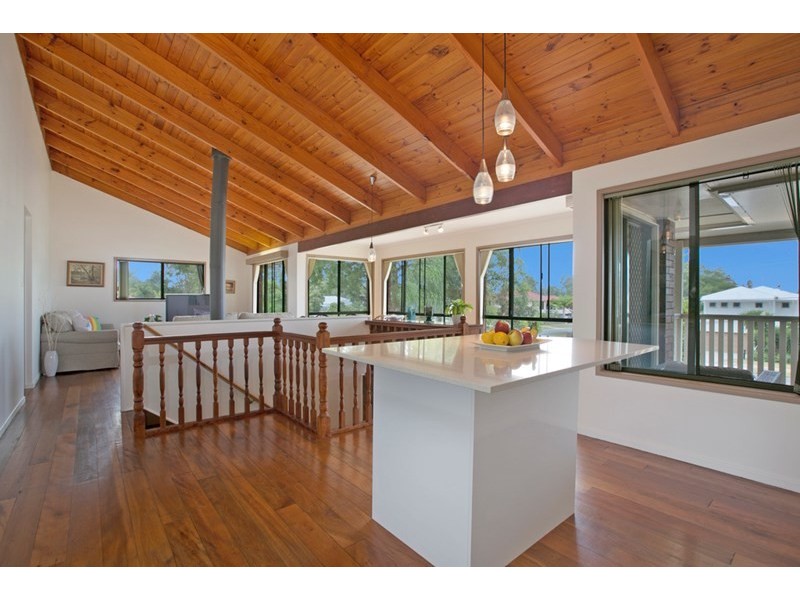 122 Passage Street, Cleveland QLD 4163