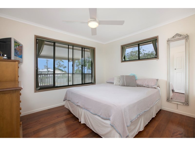 122 Passage Street, Cleveland QLD 4163