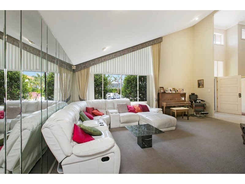 24 Bollard Court, Raby Bay QLD 4163