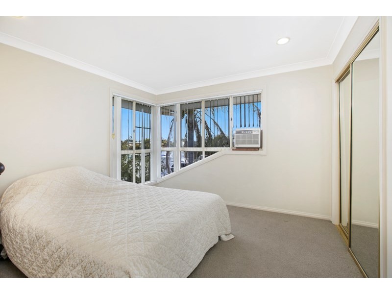 24 Bollard Court, Raby Bay QLD 4163