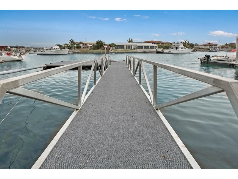 14 Kinsail Court, Raby Bay QLD 4163