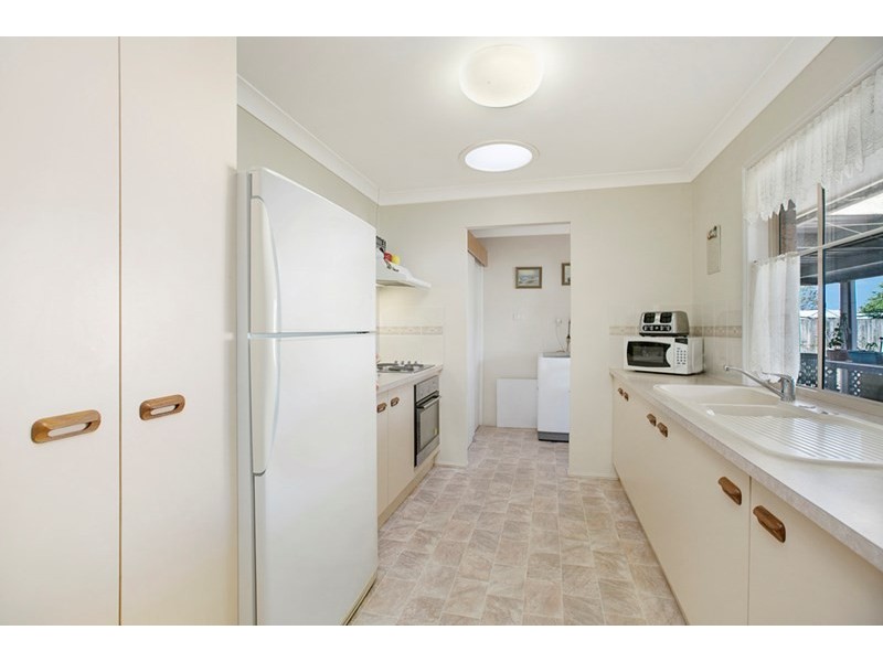 9 Babamande Street, Redland Bay QLD 4165