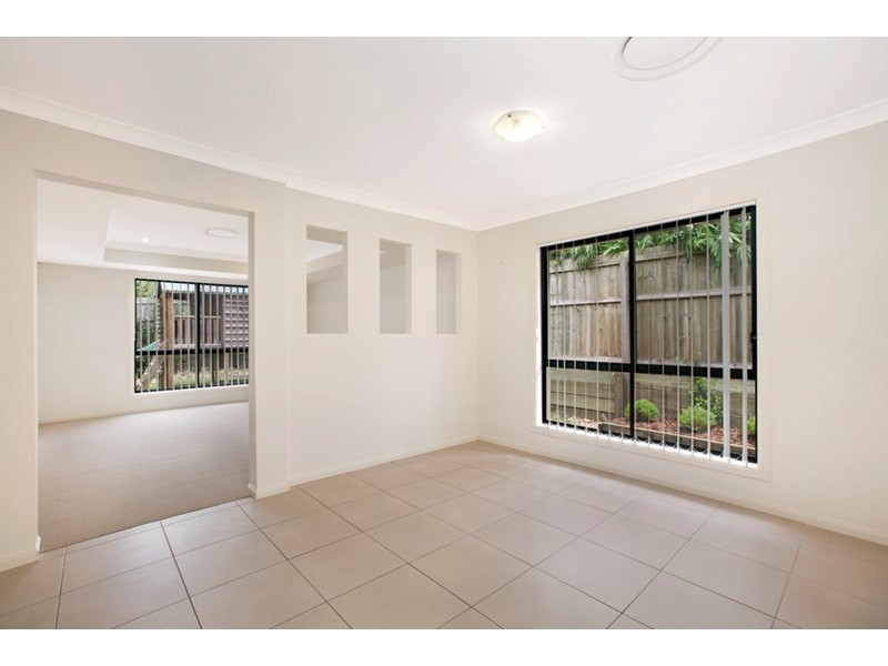 100 Beach Street, Cleveland QLD 4163