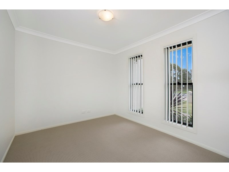 100 Beach Street, Cleveland QLD 4163