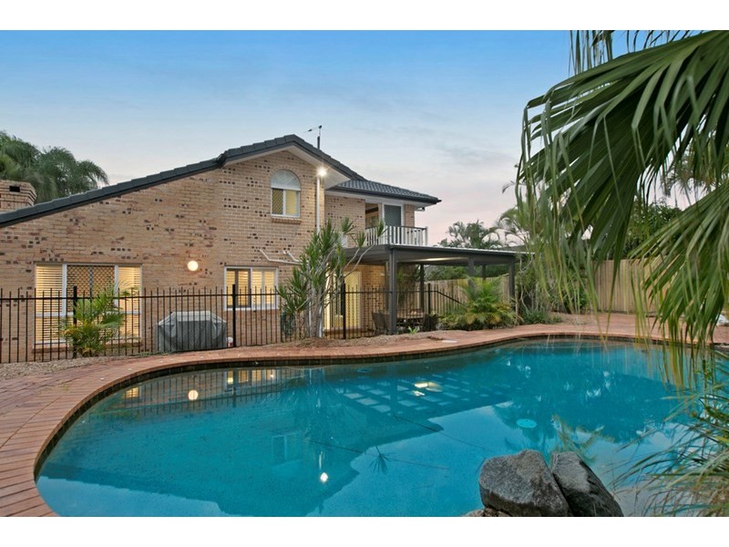 34 Dorsal Drive, Birkdale QLD 4159