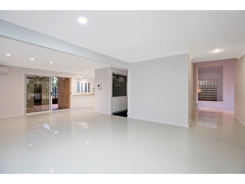 34 Dorsal Drive, Birkdale QLD 4159