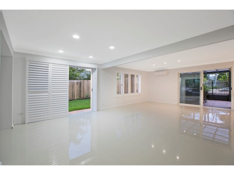 34 Dorsal Drive, Birkdale QLD 4159