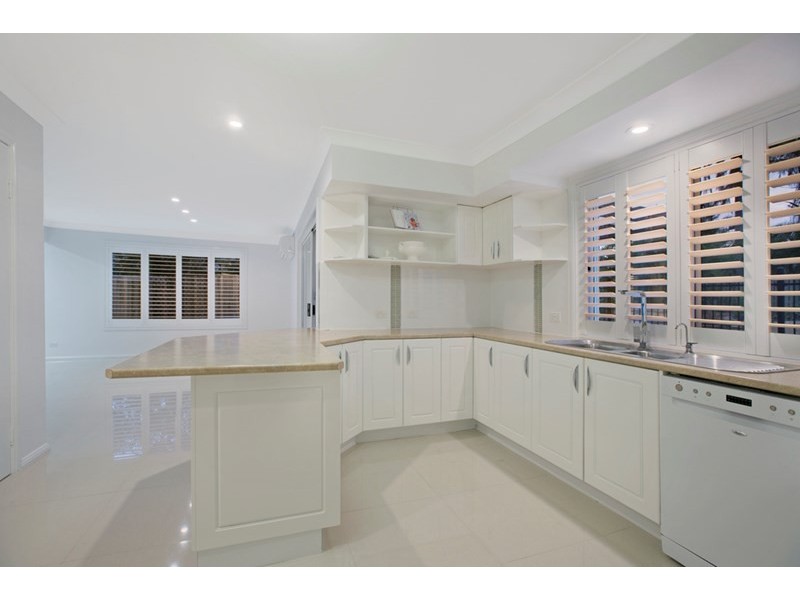 34 Dorsal Drive, Birkdale QLD 4159