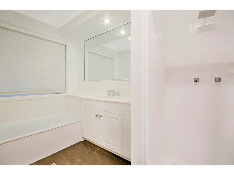 34 Dorsal Drive, Birkdale QLD 4159