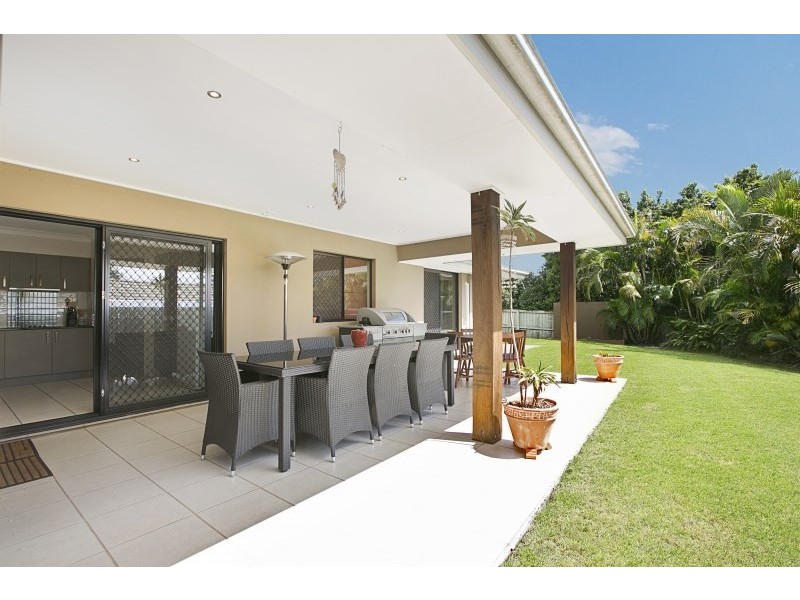 85 Habitat Drive, Redland Bay QLD 4165