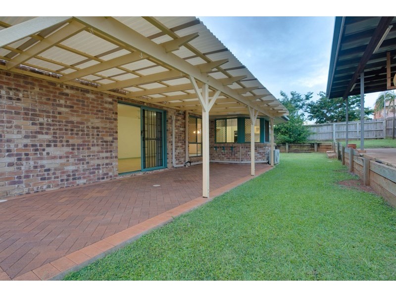 5 Hayley Street, Manly West QLD 4179