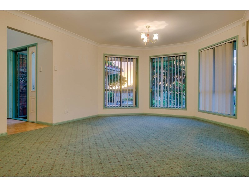 5 Hayley Street, Manly West QLD 4179