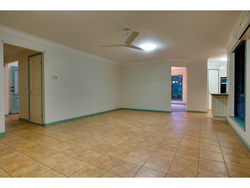 5 Hayley Street, Manly West QLD 4179