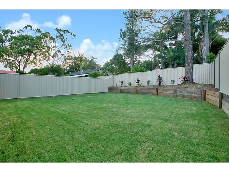 11 Buckland Street, Wellington Point QLD 4160