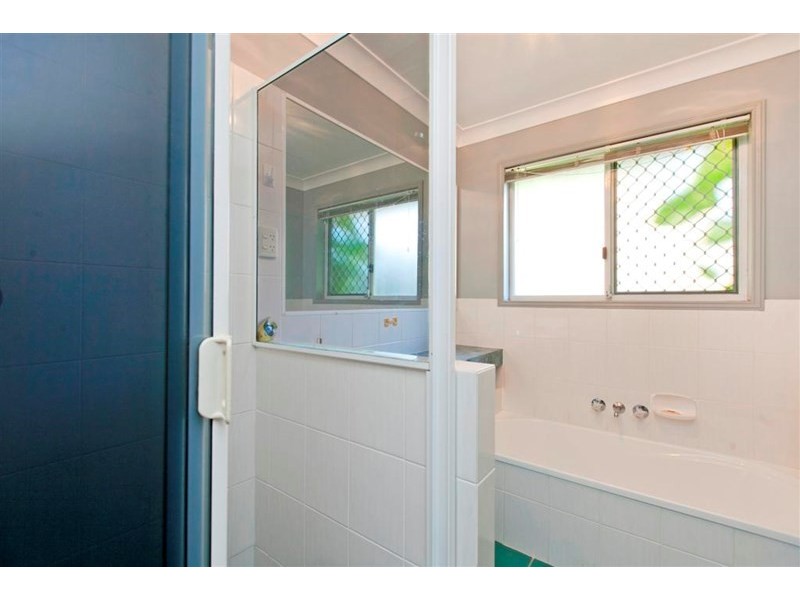 10 Lapidus Street, Birkdale QLD 4159