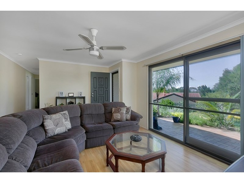 2 Thrush Court, Wellington Point QLD 4160