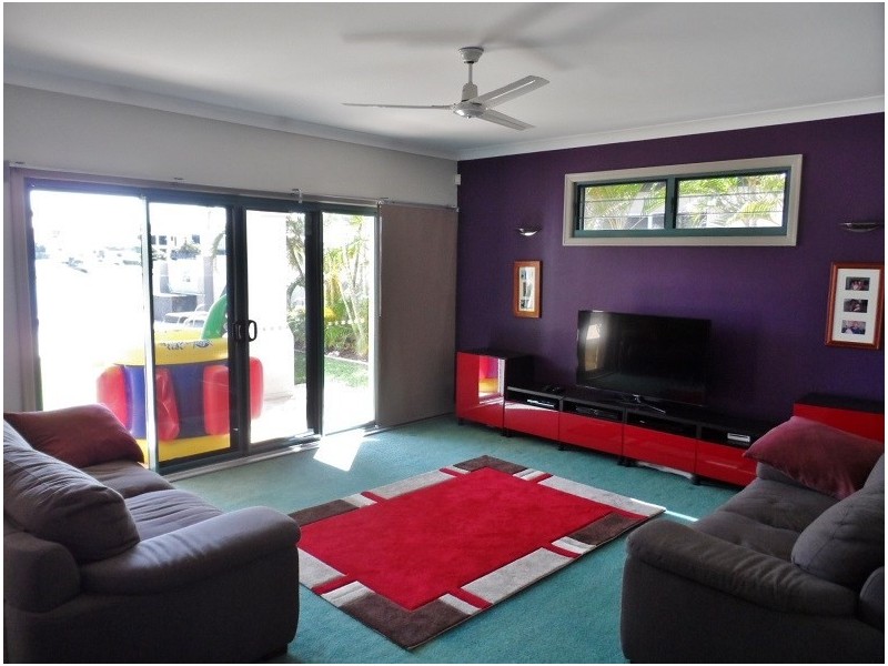 18 Helena Street, Wellington Point QLD 4160