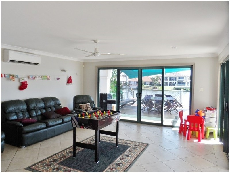 18 Helena Street, Wellington Point QLD 4160