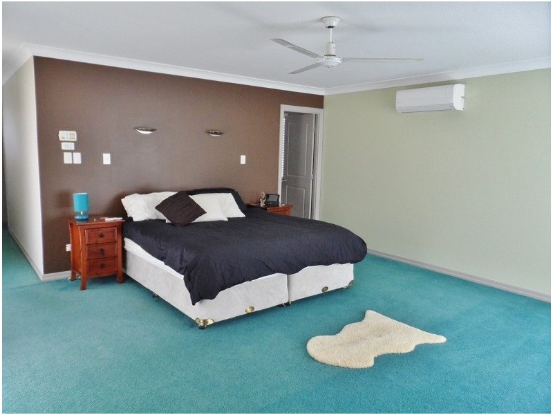 18 Helena Street, Wellington Point QLD 4160