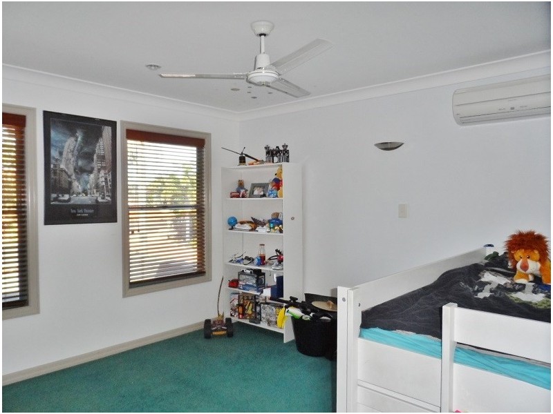 18 Helena Street, Wellington Point QLD 4160