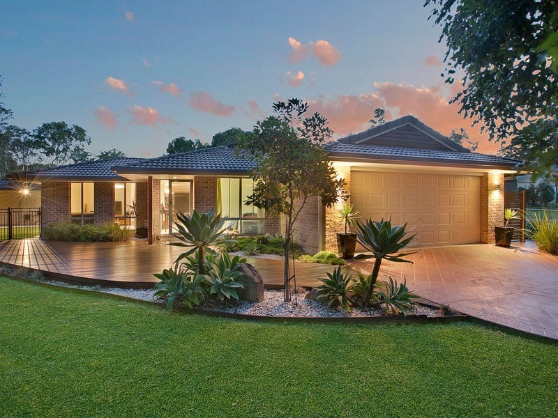 27 Surman Street, Birkdale QLD 4159