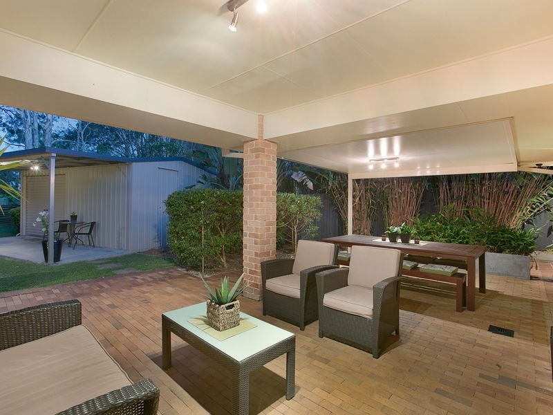 27 Surman Street, Birkdale QLD 4159