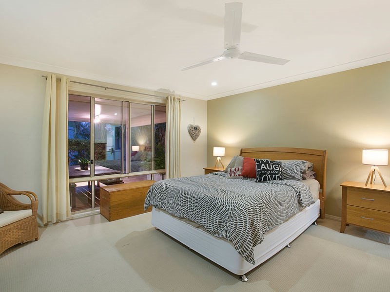 27 Surman Street, Birkdale QLD 4159