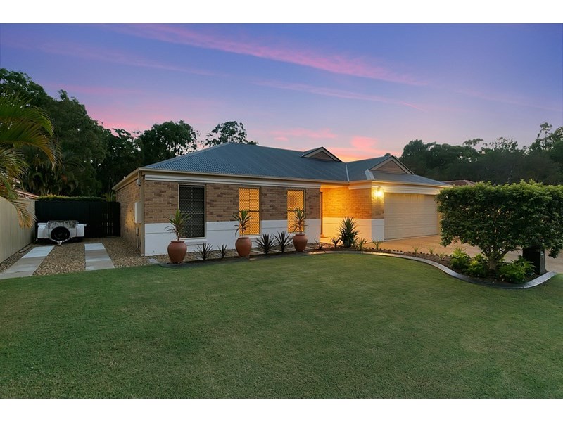 16 Darcelle Place, Ormiston QLD 4160