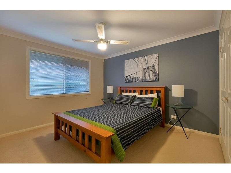 16 Darcelle Place, Ormiston QLD 4160