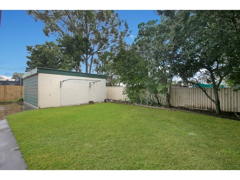 6 Cavell Street, Birkdale QLD 4159
