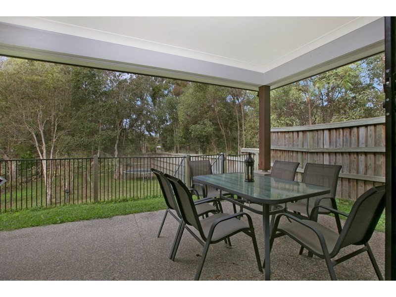 2 Saltburn Place, Wakerley QLD 4154
