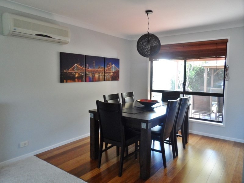 3 Honeygem Place, Birkdale QLD 4159