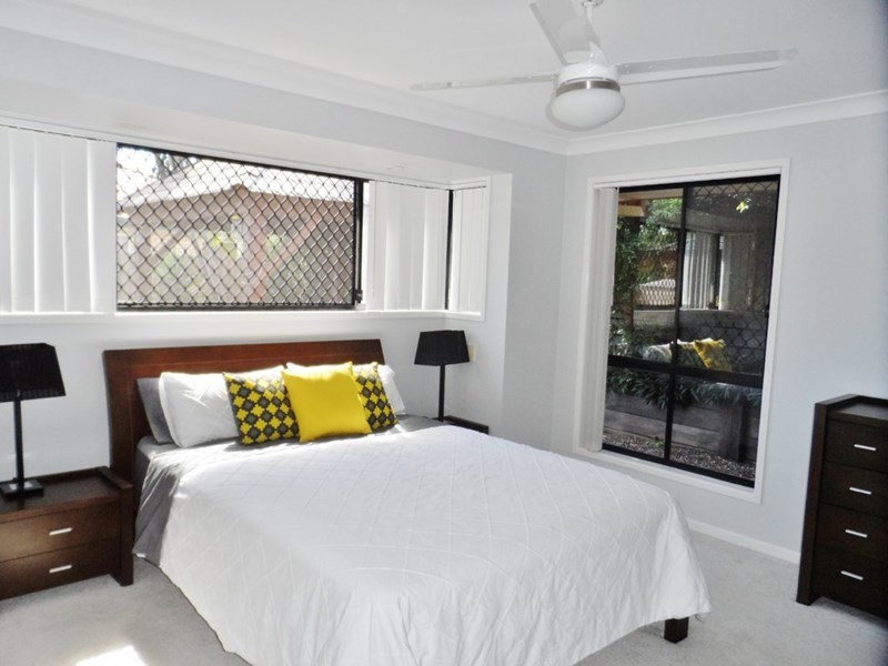 3 Honeygem Place, Birkdale QLD 4159