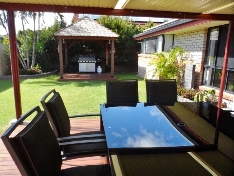 3 Honeygem Place, Birkdale QLD 4159