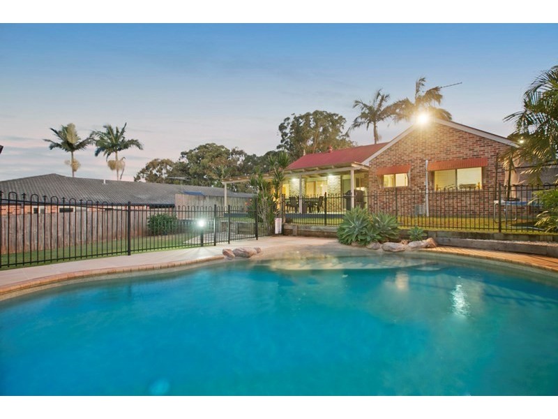 23 Leonard Street, Wellington Point QLD 4160