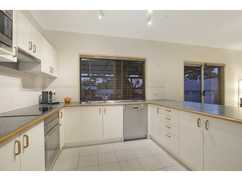 23 Leonard Street, Wellington Point QLD 4160