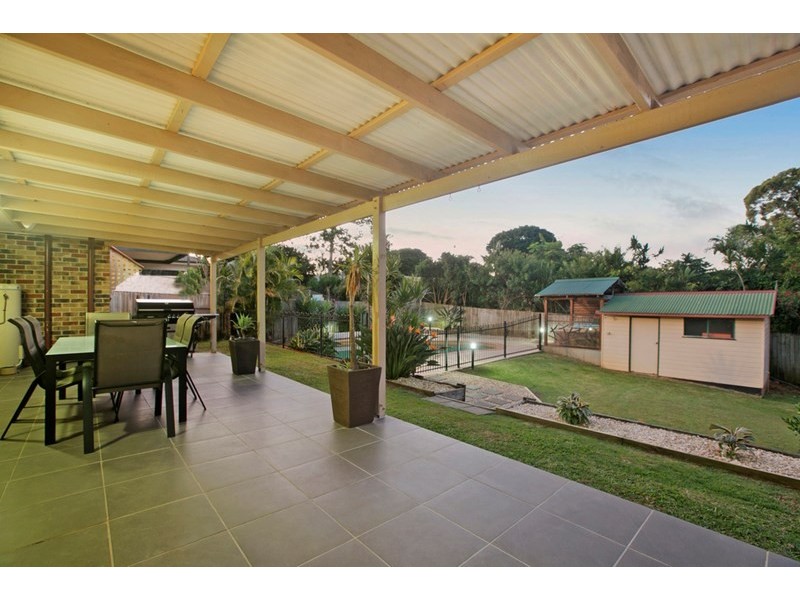 23 Leonard Street, Wellington Point QLD 4160