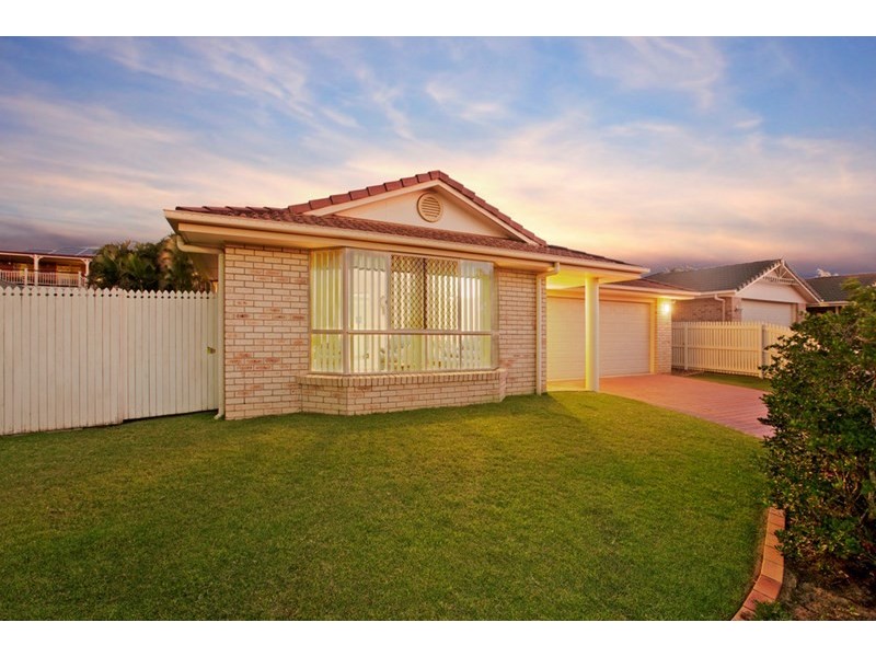 14 Johnston Avenue, Birkdale QLD 4159