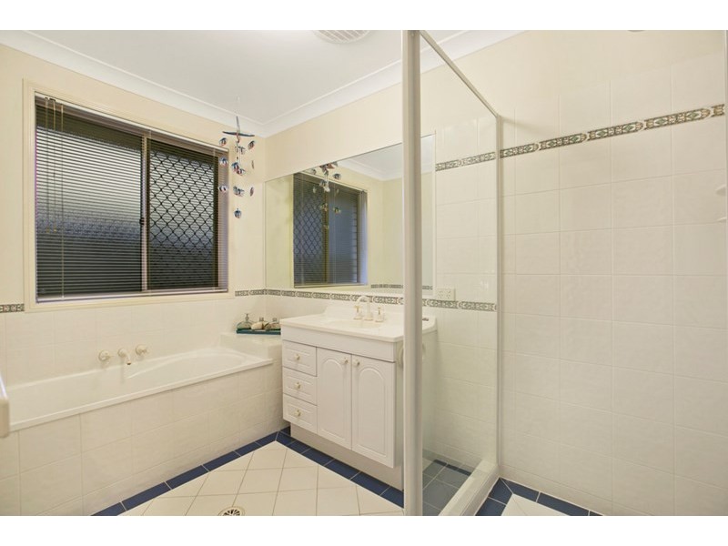 14 Johnston Avenue, Birkdale QLD 4159