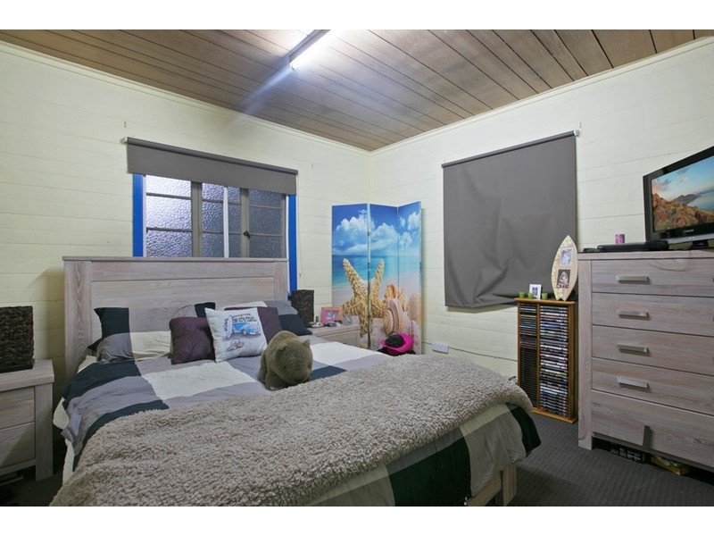 337 Redland Bay Road, Capalaba QLD 4157