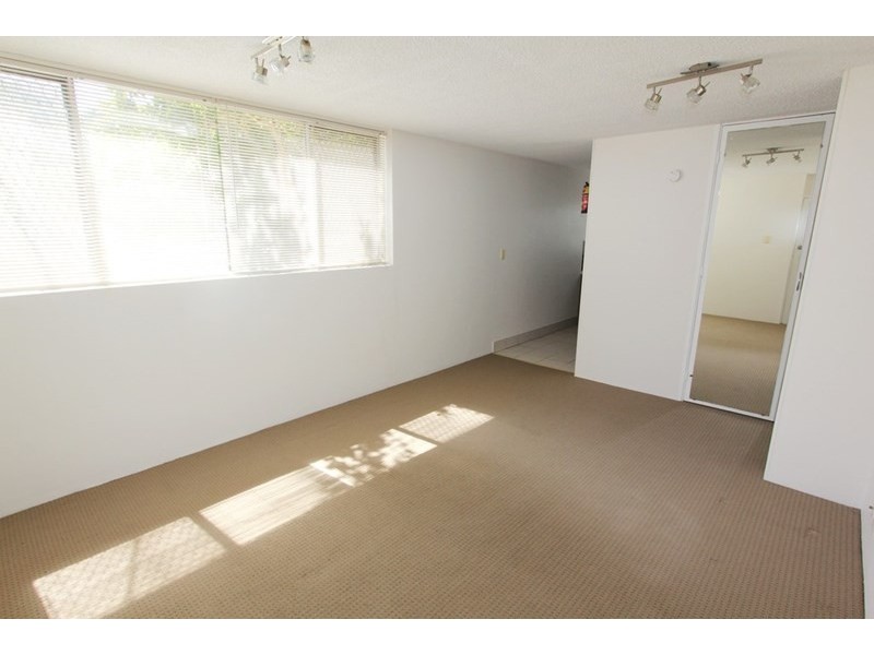 1/43 Kingsbury Street, Norman Park QLD 4170