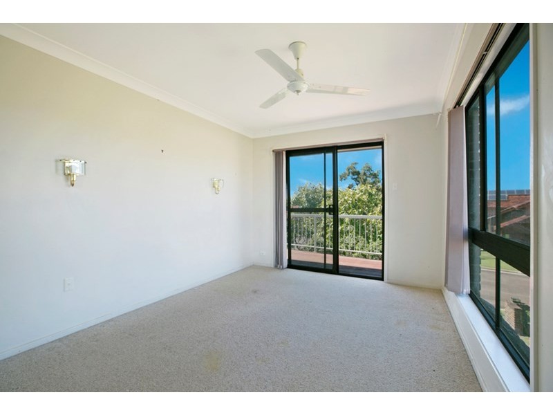 16 Waterford Crescent, Ormiston QLD 4160