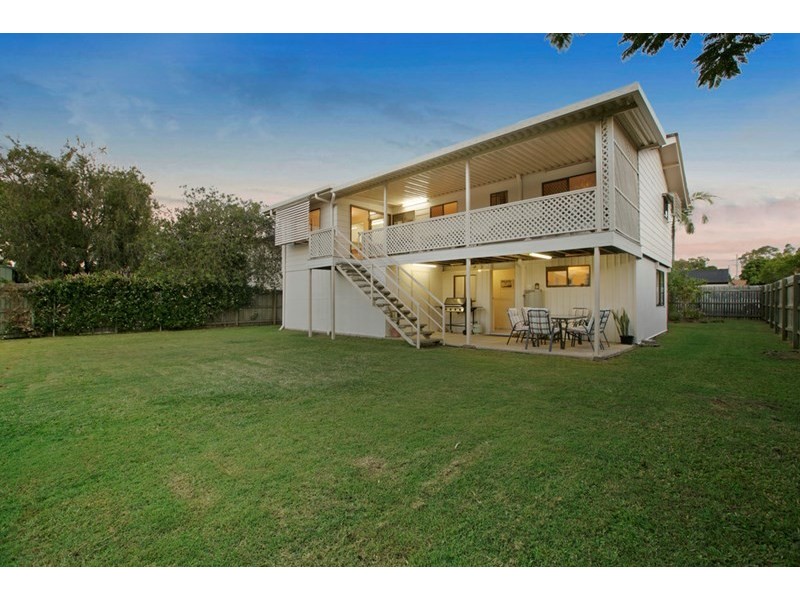 15 Boorana Street, Thorneside QLD 4158
