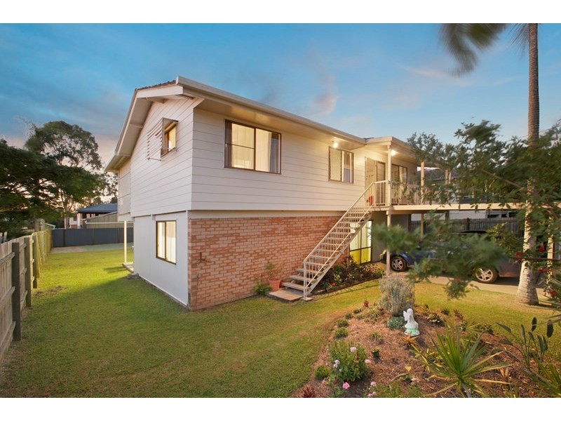 15 Boorana Street, Thorneside QLD 4158