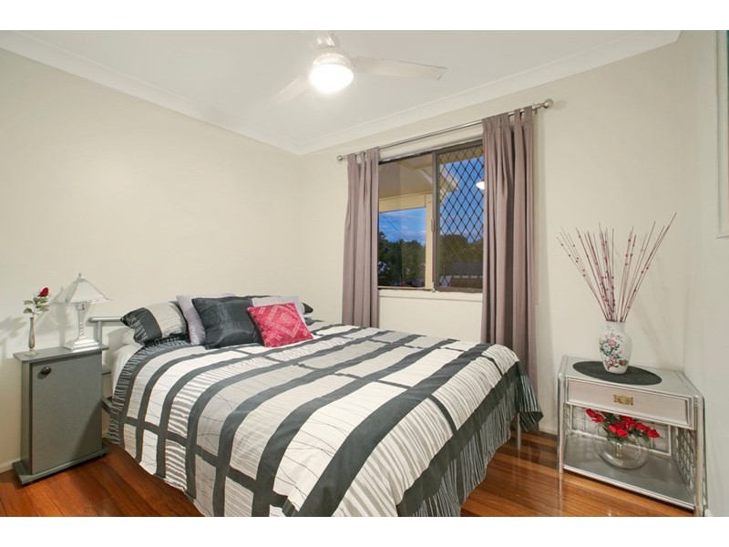 15 Boorana Street, Thorneside QLD 4158