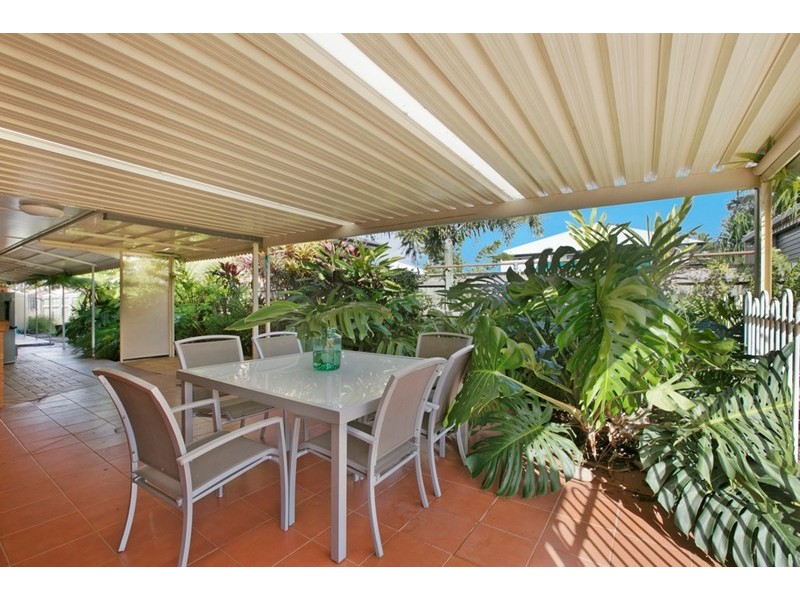 5 Russell Street, Cleveland QLD 4163