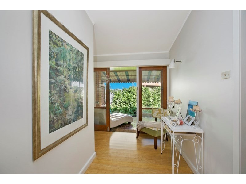 5 Russell Street, Cleveland QLD 4163