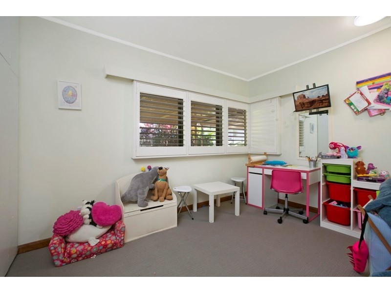 5 Russell Street, Cleveland QLD 4163